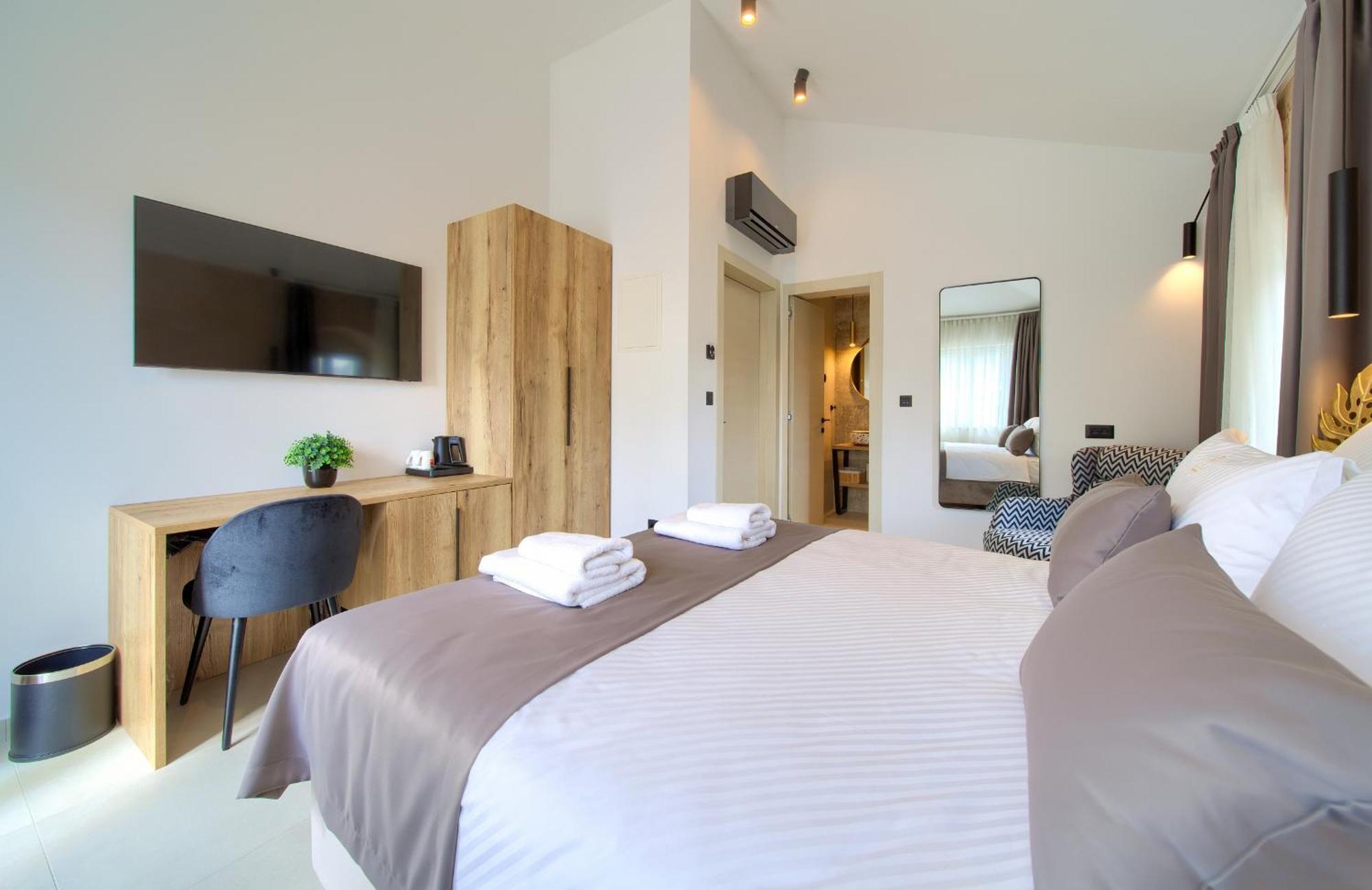 קרק Portella Rooms מראה חיצוני תמונה